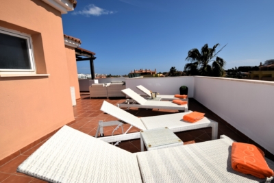 Los Prados del Golf penthouse for sale